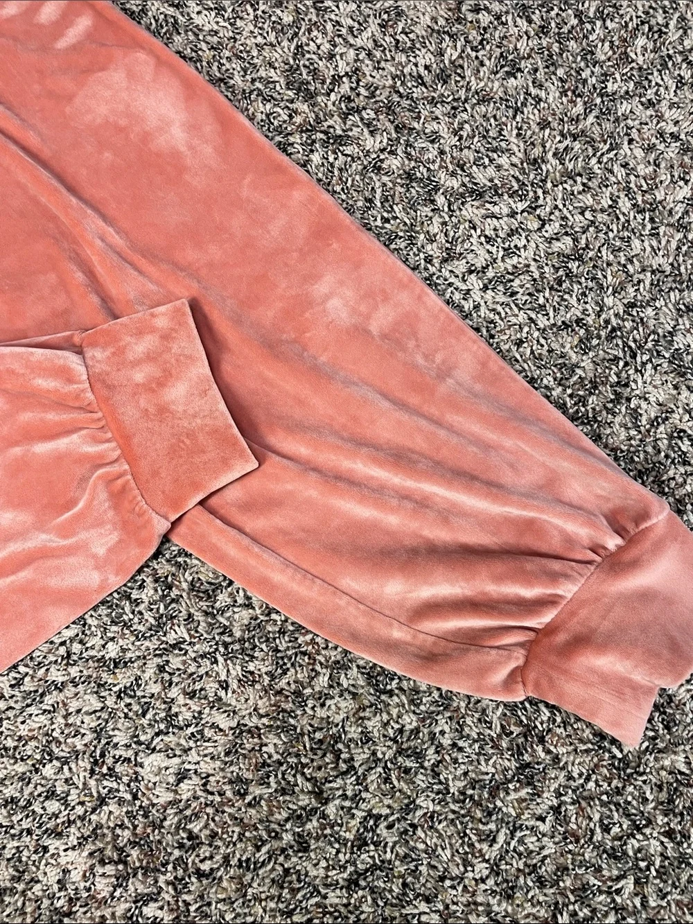 Victoria's Secret Velvet Jogger Pants in Dusty Coral Woman’s Size M | GUC/Flaw